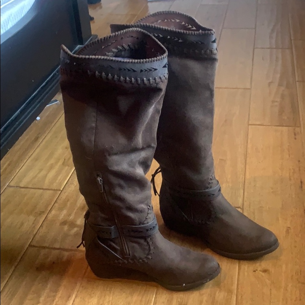 Not rated knee high boots